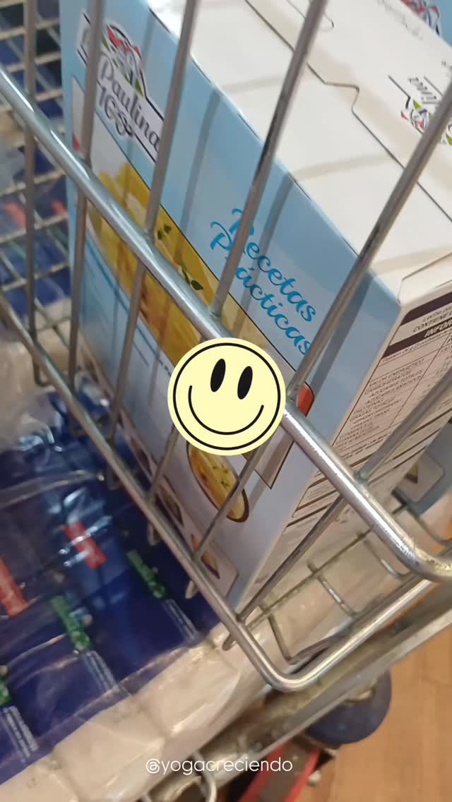 SEVA EN ACCIÓN!
Enero nos encuentra en movimiento 🚛
Con lluvia 🌧️, con un camioneta llena
y con la misma convicción de siempre 💪
Lo más lindo de todo es que la gente ya conoce lo que hacemos 🤍
Confía, nos llama y dona.
Y eso nos confirma que vamos por el camino correcto ✨
SEVA crece gracias a esta red enorme de personas solidarias
que donan, reciben, ordenan y están 🙌
Si te gustaría formar parte,
donando 🤍 o recepcionando 📦
escribinos 📩
✨LO QUE PARA VOS SOBRA,
PARA ALGUIEN CAMBIA TODO. ✨
Te leo en @yogacreciendo o yogacreciendo@gmail.com
Nos acompañas?
Namasté!
Marce