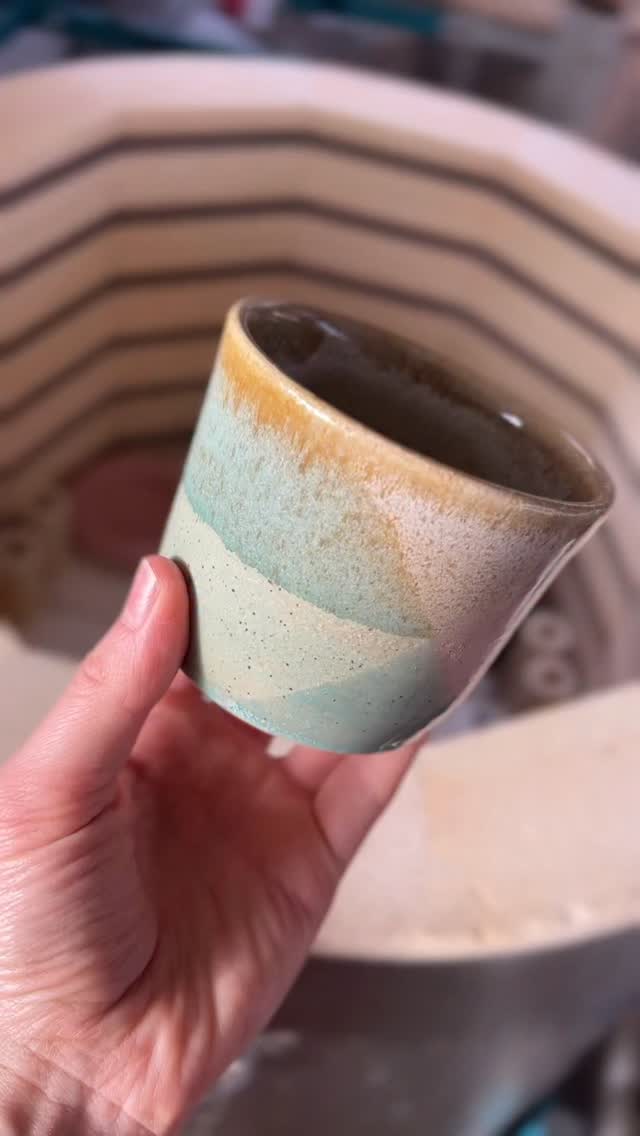 ✨another year has past but these pots will last forever ✨
✨some absolute stunning pots made by our students in 2025. The commitment we’ve seen has been so heartwarming and the improvement we’ve seen in the quality of work speaks for itself . From arduous wedging to delicate and thoughtful glazing these potters have earned the good biccies✨
✨if you wish these were your creations, and we wouldn’t blame you, then go book your place on our next pottery course. We have level 1 courses running several times per month✨