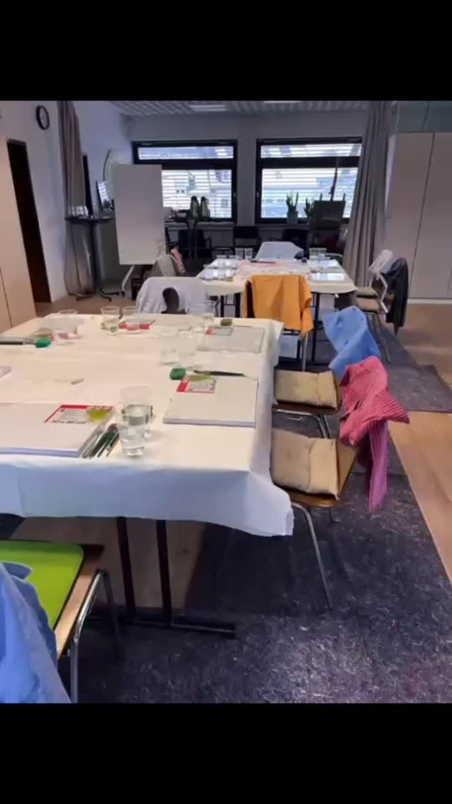 Winterbilder:
Ein kreativer Kunstworkshop mit Maggie Nagel