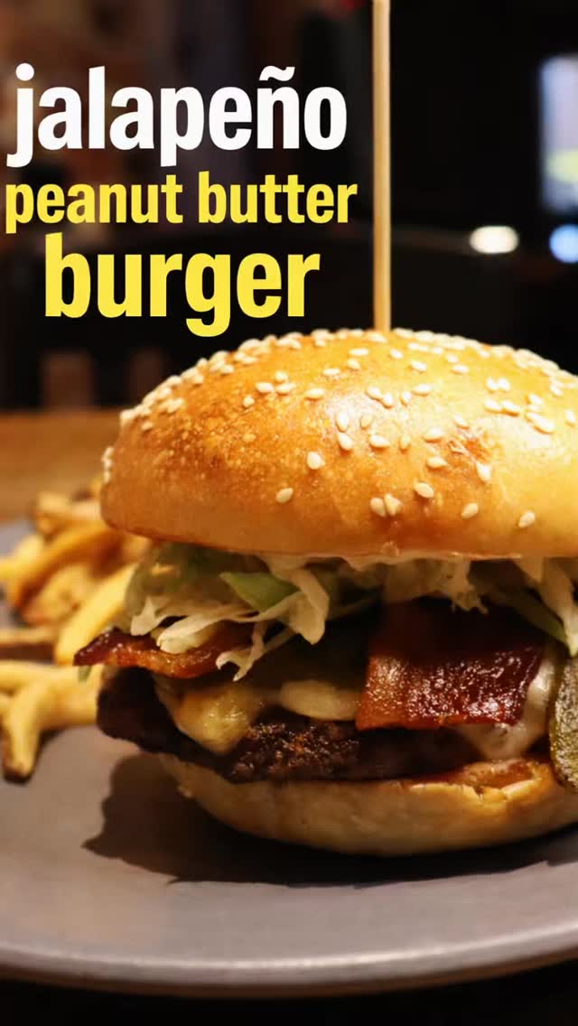 Sweet meets Heat 🔥🍔
Bold flavors, messy hands, zero regrets.
⏰ Limited time only — don’t sleep on this one. Come get it while it’s hot! #downtownguelph #royalelectric #guelpheats #the519