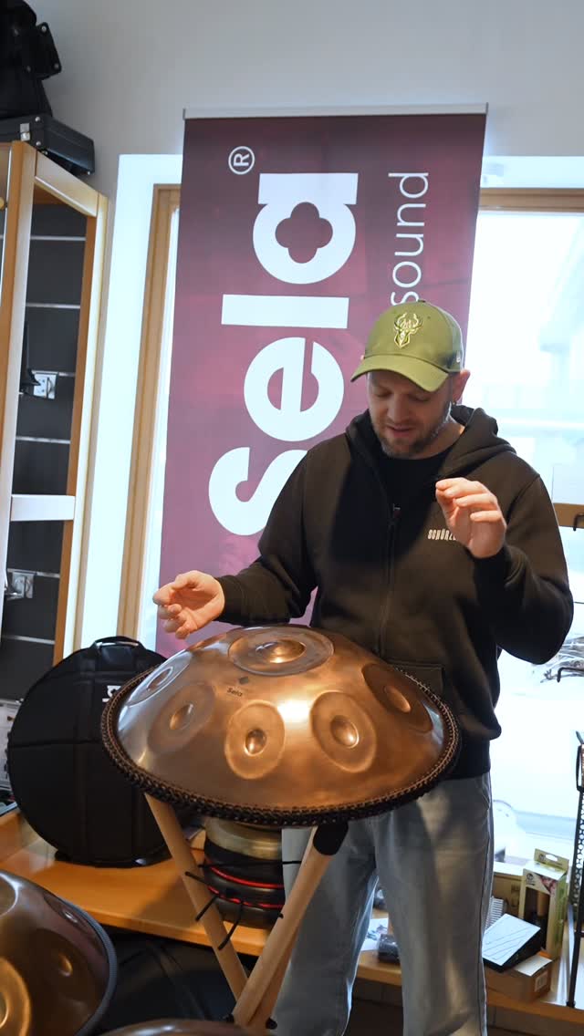 Wir wünschen euch ein entspanntes Wochenende - ihr wünscht euch neue Musik 😌🎶
Klingt nach einem Deal? 🤝 Schreibt uns eure Lieblingssongs in die Kommentare!
#wochenende #wunschkonzert #handpan #musicstore #schürzenjäger