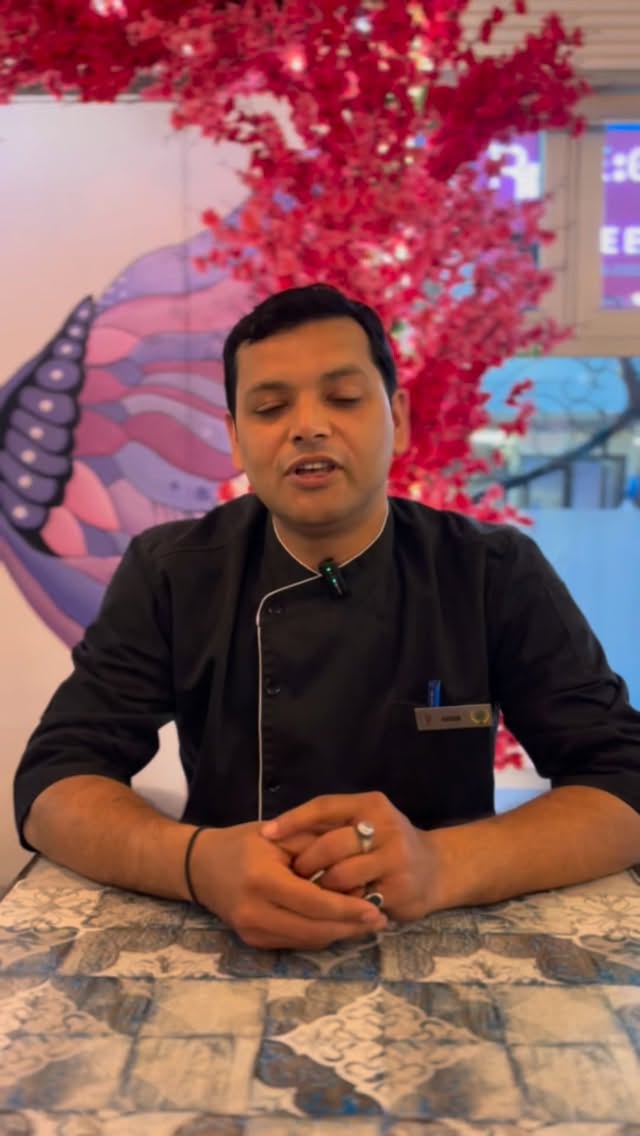 Confused about where to get the best tiramisu in Mumbai?
Meet Café 49’s best selling dessert - Tiramisu in a chocolate cup!
The layers are so dreamy, perfectly balanced, and with just the right amount of coffee kick.
Not too sweet, not too heavy, just pure, silky, melt-in-your-mouth perfection.
Honestly, one bite and you’ll be like, “Okay, I get the hype now.”
If you love tiramisu, this one isn’t just good… it’s dangerously good!
.
.
.
.
#juhu #juhuhotels #theemeraldhotelmumbai #cafe49 #tiramisu