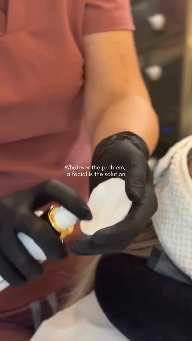 Bad week? Long month? Tired skin?
Whatever the problem - a facial is the solution ✨
Book now via the link in our bio 💖