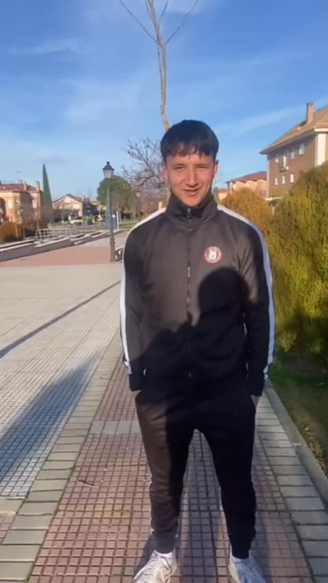 🎙️Hablamos con Castaño, entrenador del Juvenil A, tras la victoria contra el Villaviciosa de Odón
👏🏼Enhorabuena mister!