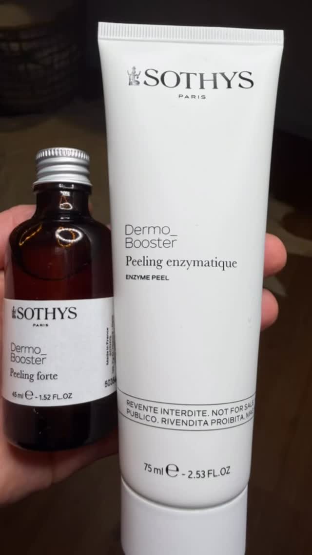 ✨ GLOW UP GEFÄLLIG? ✨
Vergiss Filter! Mein neues Doppel-Peeling-Treatment kombiniert 30% Glykol-, Mandel- und Salicylsäure für dein feinstes Hautbild aller Zeiten. 💎
☁️ Ergebnis: Zart, glatt & porentief rein.
⏳ Dauer: 60 Min.
💶 Preis: 95 €
Sichere dir jetzt deinen Termin für den ultimativen Skin-Reset! 💆♀️👇
#Skincare #GlowUp #ChemicalPeel #Hautpflege #BeautyBusiness