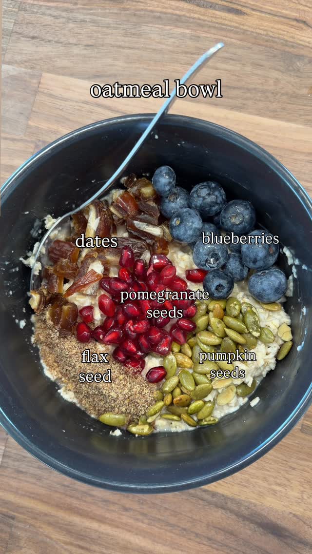 Hormone happy breakfast today ☺️🫐🍒
#hormonebalance #wellnessjourney #cyclesyncing #wholefoods #nutrition