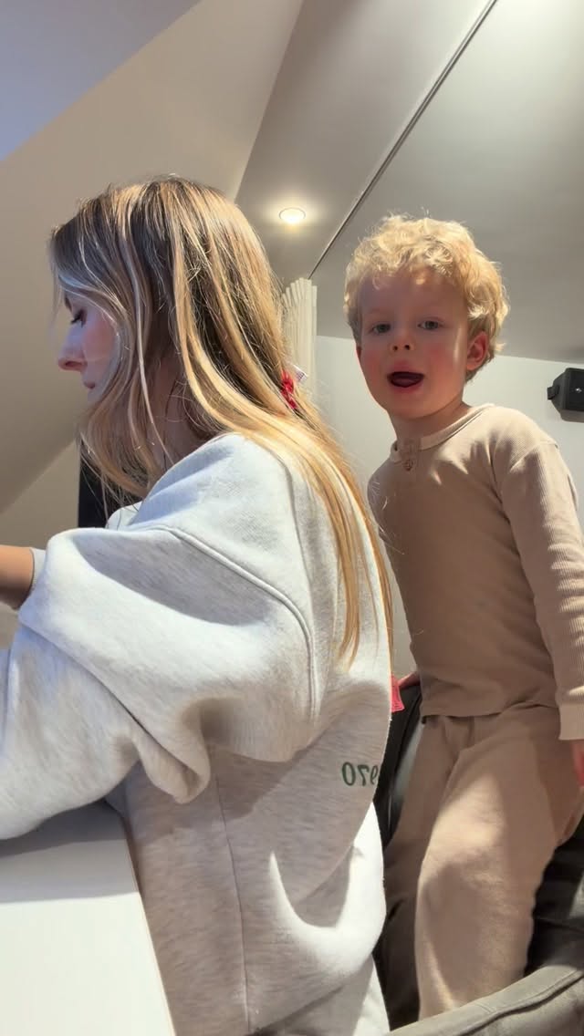 Meet our creative director.
#momlife #sewing #maangoud