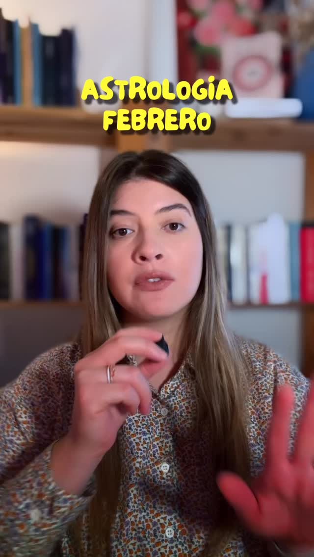 Febrero cambia el ritmo desde el inicio. Entramos en temporada de eclipses y eso siempre marca procesos que se aceleran, decisiones y escenarios que dejan huella. En este mes se da el primer eclipse con el Nodo Norte en Acuario y al ser Luna Nueva, el foco está en comienzos colectivos, sociales y mentales. Se activan temas de comunidad, redes, tecnología y nuevas formas de organizarnos. Se cierran ciclos importantes en vínculos, valores y economía, mientras otros se abren desde otro lugar. Hay un llamado claro a definir rumbo, asumir responsabilidad y actuar conscientemente. Hacia el final del mes, Comienza el 26 Mercurio retrógrado, así que a revisar las cosas. Ajustar lo que viene. Qué febrero.
#astrology #astrologia #febrero