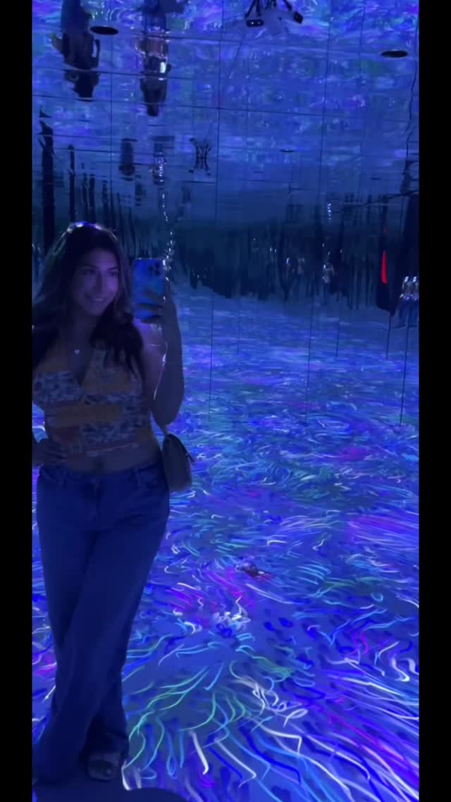 wellll.. It’s been a while but I’m backkk. 🥲 how has everybody been?? exciting things are coming, let’s try this again 🙂↕️
#explore #smallbusiness #introducemyself #houston #explorepage