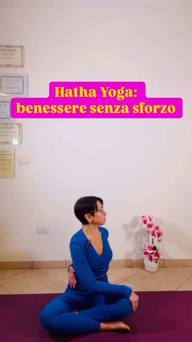 Un piccolo momento di Hatha Yoga per ritrovare equilibrio e serenità 🧘♀️✨
Muoviti lentamente, respira profondamente e lascia andare ogni tensione.
Ogni gesto è una forma di presenza. 🌿
💖 Scopri di più e pratica con me dal link in bio!
#HathaYoga #YogaPerTutti #YogaOnline #Benessere #Respira #YogaDay #Mindfulness #YogaLife #Equilibrio #YogaPractice
