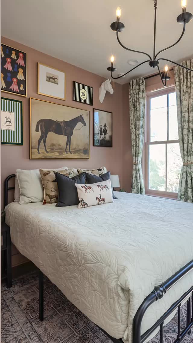 Every horse girl’s dream come true 🐎 #yearofthehorse #equestrianstyle #charlestonairbnb #equestrianinterior #shorttermrentalstyle
