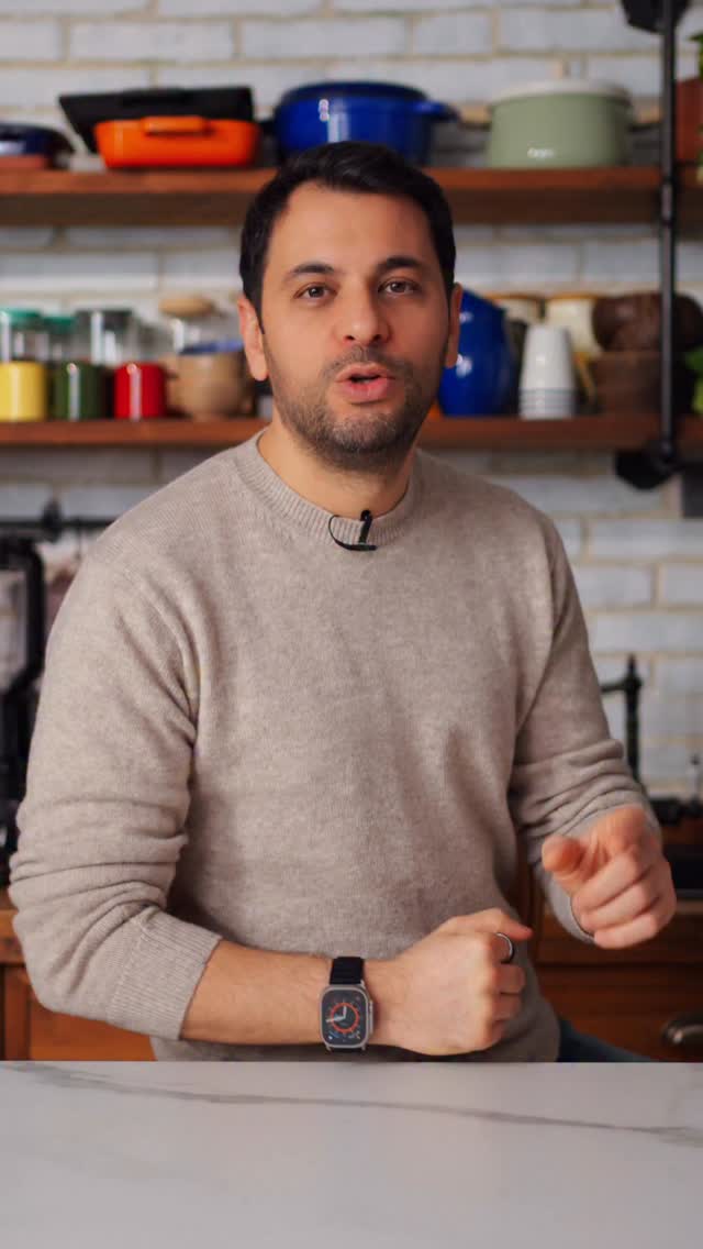 Sorun ambaljlı veya işlenmiş gıdalar değil 👇
Asıl sorun ‘Ultra İşlenmiş Gıdalar’❗️
Amerika yeni beslenme rehberinde de özellikle bu konunun altını çiziyor. Biz de yıllardır bu konuları konuşuyoruz.
Çözüm tabi ki bilinçli tüketici olmak, etiket okuma alışkanlığı kazanmak ve temiz içerikli ve doğal besinleri tercih etmek. Biz ne talep ettiğimiz bilirsek endüstri de ona göre şekillenir.
Sen de bu bilgileri çevrene göndermeyi ve farkındalık yaratmayı unutma 🙋🏻♂️
#saglikliyasam #sağlıklıbeslenme