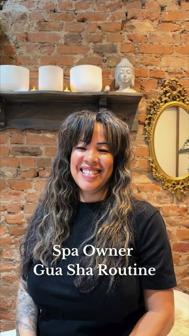As we age, even naturally resilient skin benefits from a thoughtful daily routine.
Gua sha is a gentle, non-invasive practice that supports circulation, helps release lymphatic fluid, and works into deeper facial tension through the muscles and fascia.
Simple, intentional, and effective -
a ritual worth integrating sooner rather than later.
And if you’d rather not do it yourself, we offer a professional gua sha facial massage at Laya - performed with proper technique for a more elevated experience.
#guashafacial #facialtoronto #guasharoutine