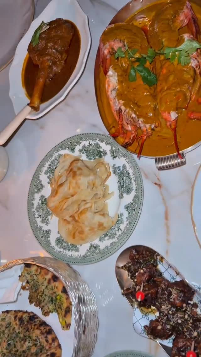 Girls weekend, fully elevated with @junebaby1985 🤍
A 2 star Michelin dinner at Gymkana to kick things off, setting the tone before disappearing into a full day of restoration at the Fontainebleau Lapis Spa.
Nine slow hours of massages, foot reflexology, a facial, and an unforgettable Aufguss sauna experience that felt like a full nervous system reset. The amenities were unreal, time basically stopped, and balance was restored on every level.
Closed it out with Komodo at Fontainebleau and the kind of glow you can’t fake. Still carrying that calm ✨