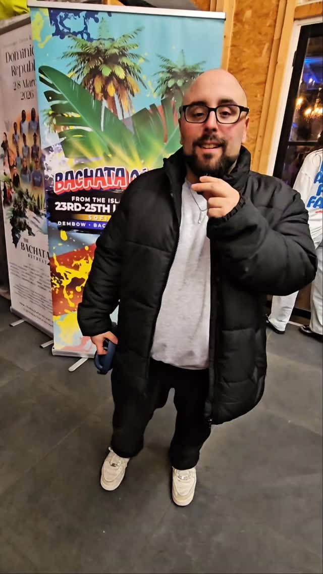 🌴 BACHATA DOMINICANA BOOTCAMP IS COMING!
📅 Sunday January 25
📍 Na Brasa @nabrasanederland –Kijkduin The Hague
🕑 14:00 to 16:30
This is not just a class — it’s a full immersion into REAL Dominican flavor: footwork, musicality, attitude, and that smooth street-style flow that makes bachata irresistible.
🚨 EARLY BIRD PRICE ENDS THIS WEEKEND!
Don’t wait until it’s gone — grab your spot NOW and save 💥
And thebachata fire doesn’t stop here…
Our special guest @elmatatan_bachata Aitor “El Matatán” is taking Dominican vibes to BULGARIA! 🇧🇬
More details 👇
@bachatapalpueblo
📅 October 2026
An international experience you don’t want to miss!
👉 Two chances to grow, connect & dance with heart: • January 25 – Bootcamp in The Hague
• October @bachatapalpueblo – Event in Bulgaria with Aitor El Matatán
Tag your dance partner and say: WE’RE GOING! 😏🔥
🎟 Register for the Bootcamp → link in bio
💬 Questions? DM us anytime!
#BachataDominicana #DominicanFlow #LatinSoulDance #BachataHague #NaBrasa KTown DanceWithoutFear BachataFootwork SocialDance EarlyBird BachataLovers AitorElMatatan BachataBulgaria