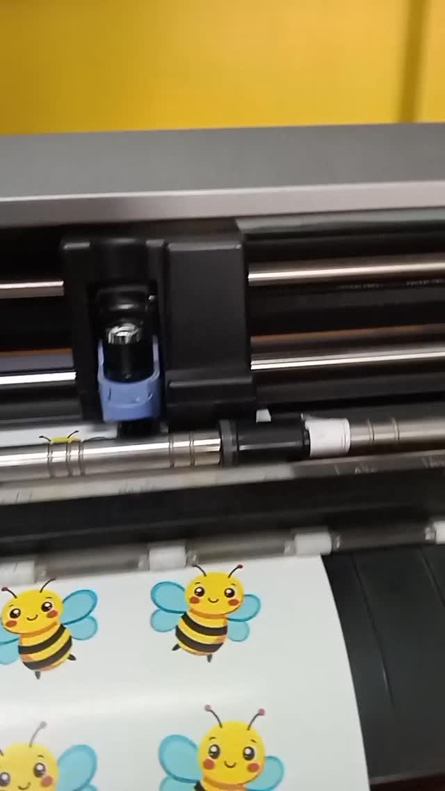 Pegatinas especiales para momentos especiales. Todo personalizado. Que tu imaginación no tenga límites ..