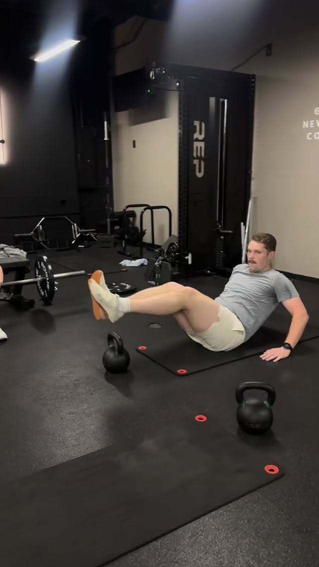 Friday Leg Day always hits different 😮💨
6 AM class coached by @graceparsons13
You ready to join??
#outlawtrainingclub #nashvillefitness #thegulchnashville #personaltrainingnashville #legday