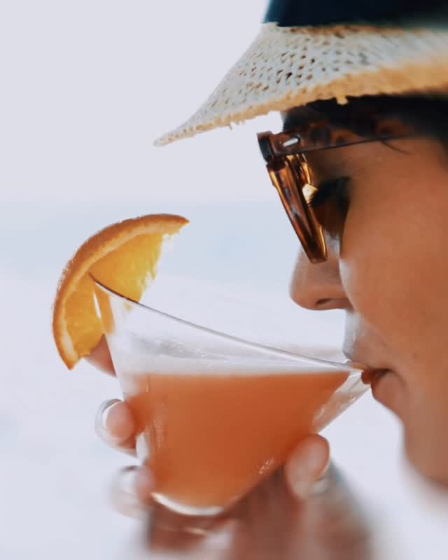 May the new year find us toasting together, with history in the glass and the future in our souls. ✨💥
Que el nuevo año nos encuentre brindando juntos, con historia en la copa y futuro en el alma.
#LA #losangeles #tequila