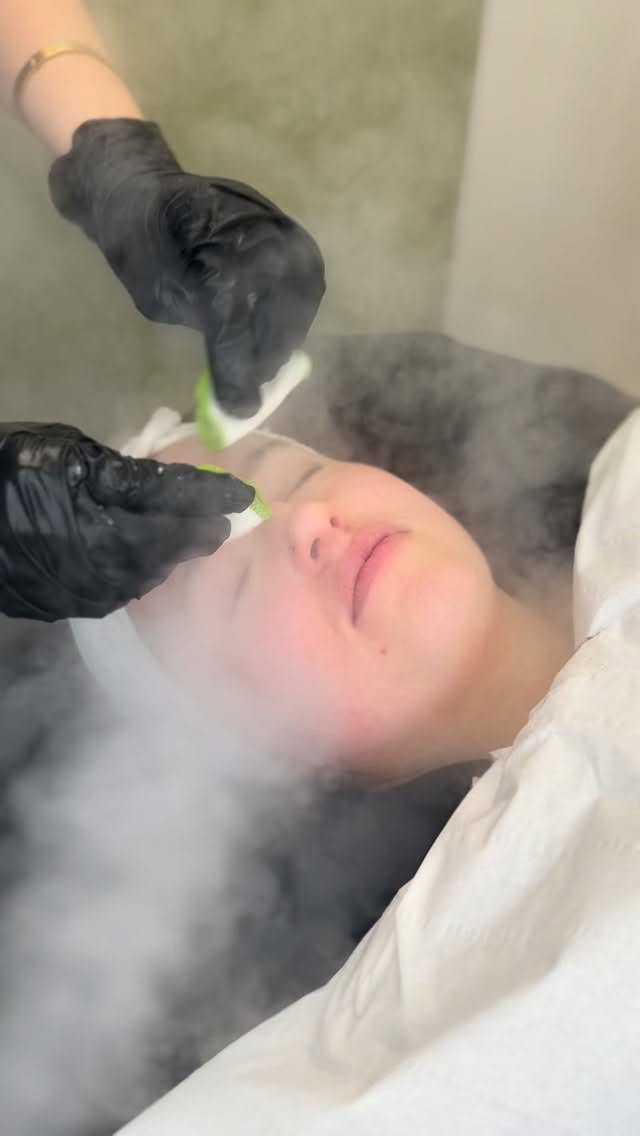 Did you know winter is the best season for skin rejuvenation? ❄️
Cold weather, dry air, tired skin? ❄️✨
Winter is the best time to restore, repair, and rejuvenate.
With a range of customised facials, we’ll target your skin concerns and bring back your glow.
Book your winter facial experience today 💫
#salon #beauty #surreysalon #tadworth #hairsalon