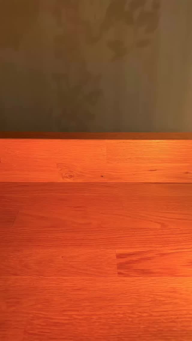 Elle était entière il y a deux secondes. 👑😌🥐
Galette des rois individuelle chez les Petites Artisanes.
DM to order 😏
#lespetitesartisanes #galettedesrois #epiphanie #bakerygeneve