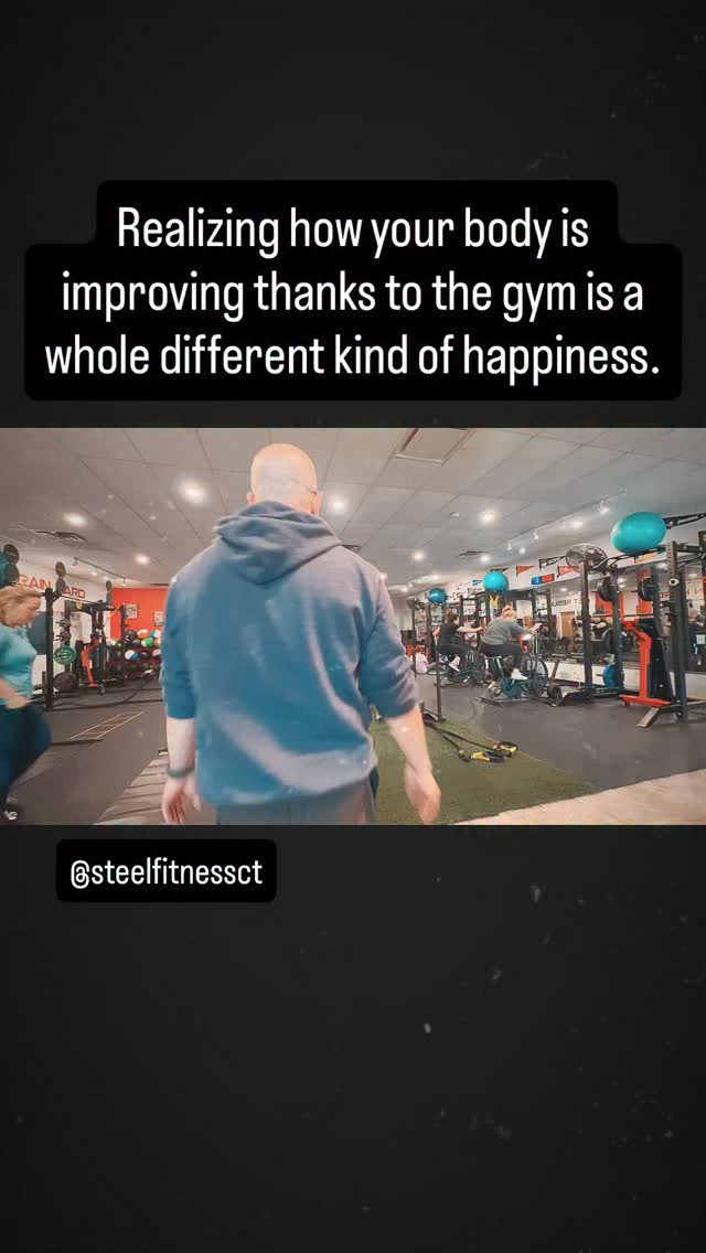 That feeling doesn’t come from hype 😮
Or “new year, new me” speeches 🤔
Or workouts that leave you questioning your life choices 😵💫
It comes from doing the right things…🧐
consistently…
with a plan…
and coaches who actually notice when your knee, shoulder, or back goes
“hey… maybe not today.” And go right to plan B.
Most people over 40 don’t quit because they’re lazy.
They quit because their body starts feeling like a sketchy roommate 🏚️
The 6-Week Momentum Program is built to fix that.
✔️ Smart strength training
✔️ Movements scaled to YOU (no hero reps 🦸♂️)
✔️ Small groups (no chaos, no ego lifting)
✔️ Real accountability
✔️ Progress you can actually feel — not just hope for 🤞
Not about chasing soreness.
Not about crawling to your car afterward 🚗💀
It’s about rebuilding confidence and momentum that sticks.
👉 DM “MOMENTUM”
Let’s get you moving like your body’s finally on your team again. 🙌