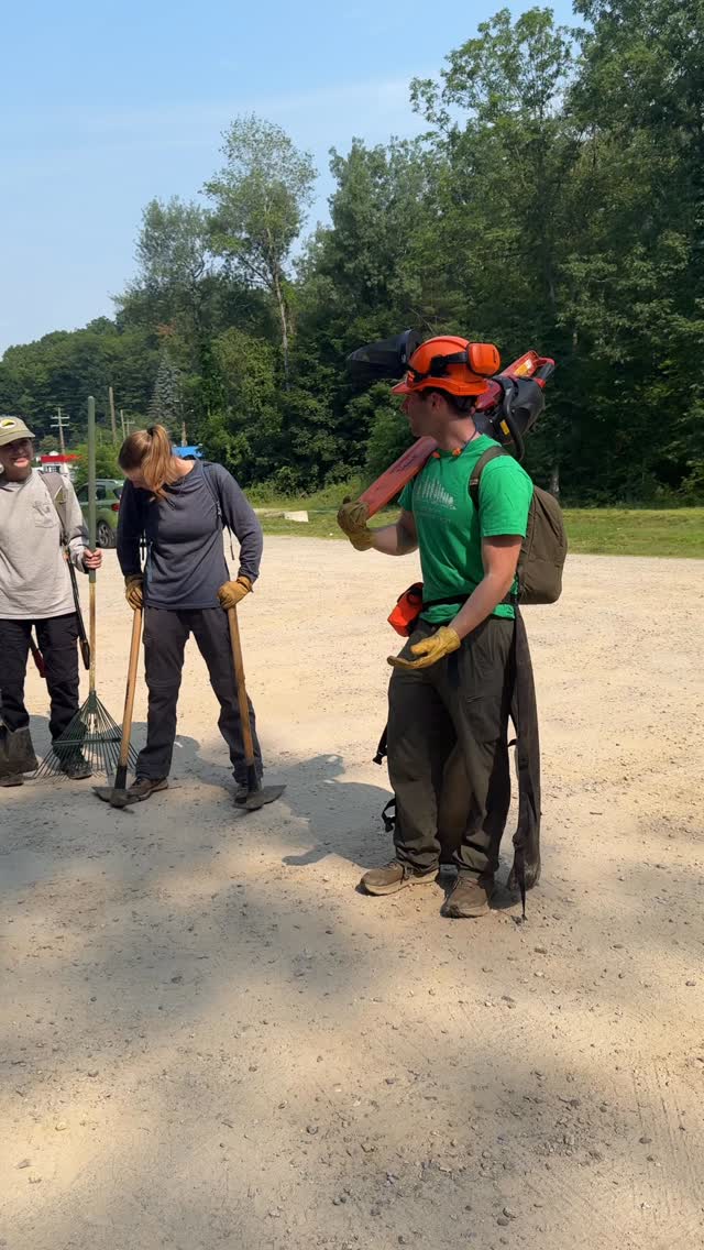 We are so incredibly grateful to the folks at @lakesregionconservationtrust for helping us on our conservation land to improve the trails and problem solve a very wet portion of the trail. Along with our board members and community volunteers, the LRCT crew taught us a lot about trail building so we can continue to improve outdoor recreation opportunities in our great city!
Did you know we have 18 acres of conservation land along the banks of the Winnipeasaukre River that we steward with the help of our friends at @lakesregionconservationtrust ? The trail connects Mill City Park to Cross Mill Rd!
Thank you again to Phil, Matt, Tessa and Shae from LRCT for all of your hard work. Thank you to our board members Christy and Nick, and our wonderful volunteers Sam, Liz, Tom, and Chip for getting dirty with us!!!