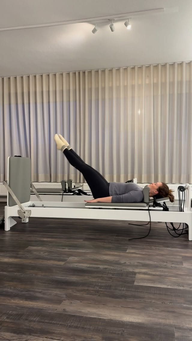 Reformer Jump & Cardio Session - unsere Jumpboards sind da 🔥 freut euch auf Reformer Einheiten mit dem extra burn!
#reformerpilates #pilates #modernpilates #greven