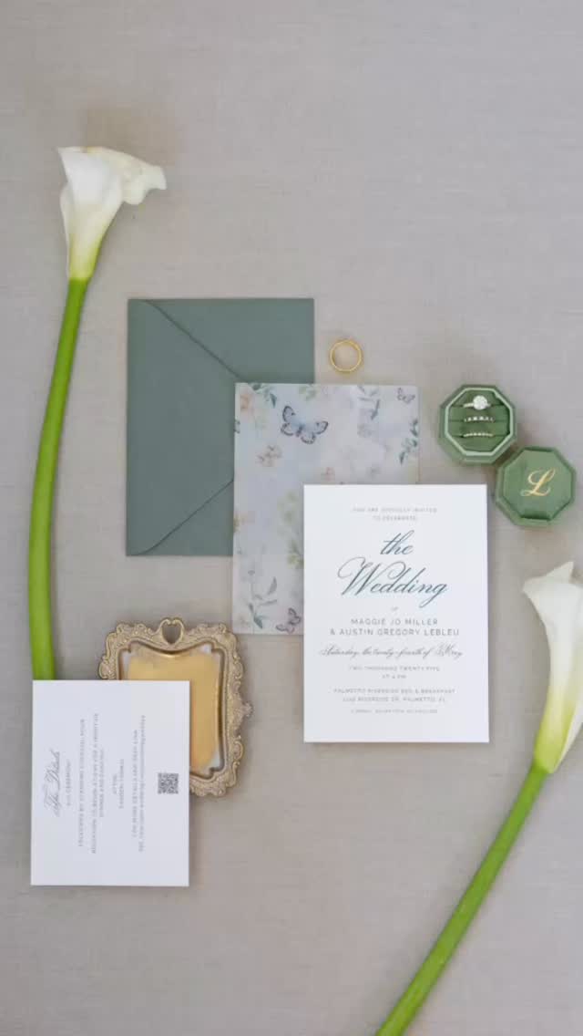 ✨🥂Many shades of green
.
.
.
.
Venue: @palmettobnb
Planner: @bbweddingsevents
Beauty @adorebridalhairandmakeup
Chairs @otmrentalsandevents
Photo @matlockandkelly
Catering & Bar: @delectablesfinecatering
Cake @publix
DJ @joefarrenmusic
Florals: @benevaweddings @sbblooms
Dress @whitemagnoliabridal
Suits: @menswearhouse
Bride @magmillerlebleu
.
.
.
#bbweddings #weddings #bradenton #palmetto #palmettoriverside