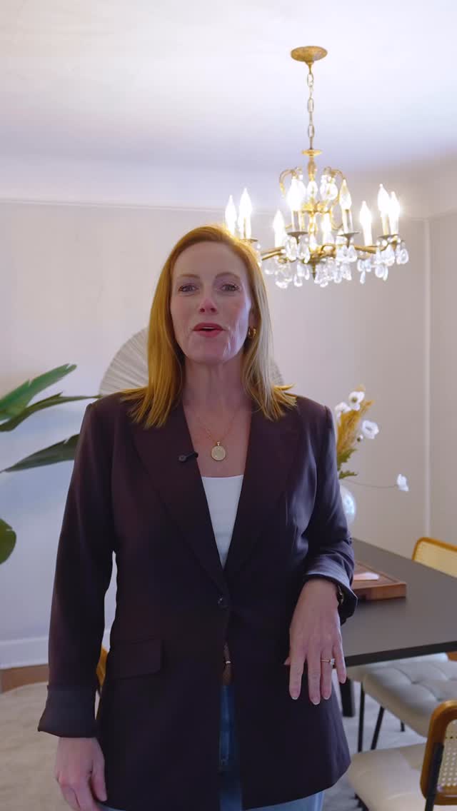 Share with anyone you know who loves a classic Beaverdale Brick! Full listing details at the 🔗 in bio.
.
.
.
#dsmusa #desmoines #beaverdalebrick #sarahopkinsrealestateteam #desmoinesrealestate