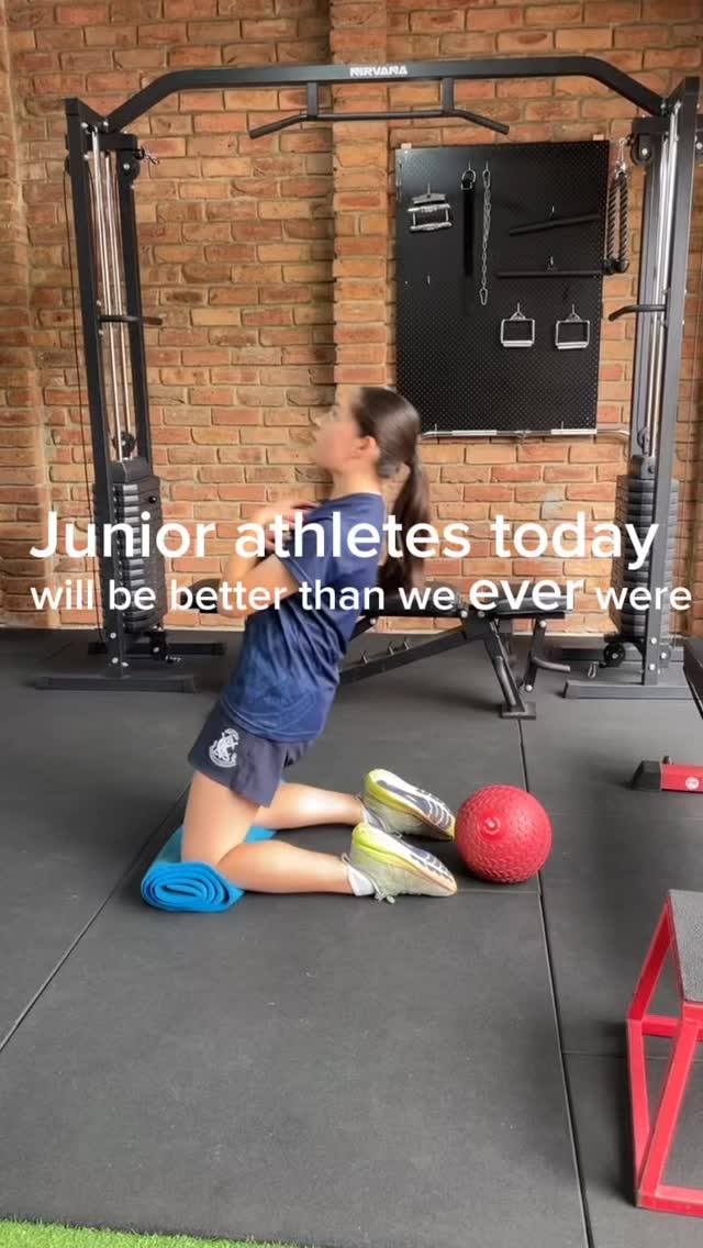 The next gen of athletes are going to be 🔥
Strength & conditioning isn’t an ‘extra’ anymore; it’s becoming the norm, and if you aren’t on the train then you WILL be left behind.
You can already see the changes… sport is far quicker, players are stronger and more athletic, the body awareness and focus on recovery is only pushing performance up.
The best part is that it’s the girls, the boys, the teenagers, the 8-10 year olds 😍
It’s exciting to see the shift and watch these kids learn things I didn’t do until I was in my mid 20s!