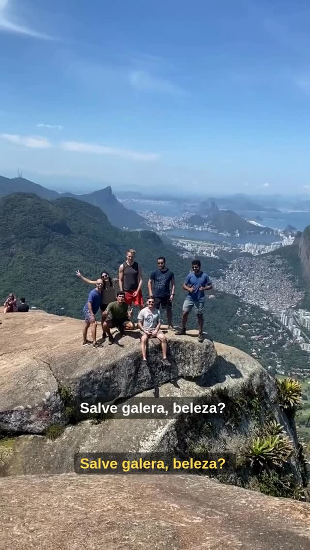 Lista dos Blocos do Rio 2026 😃🎊🎊🎊🎊🎉🎉🎉
https://www.rodrigoindiotours.com.br/post/blocos-de-rua-carnaval-2026
Quem vem curtir o Carnaval do Rio de Janeiro pode aproveitar muito mais do que os blocos e os desfiles. Entre um dia de folia e outro, o Rio convida a ser vivido com calma, natureza, história e vistas inesquecíveis.
A Rodrigo Índio Tours oferece experiências autênticas para quem quer conhecer a cidade de verdade, com segurança, condução profissional e conexão com cada lugar. Trilhas icônicas como o Morro Dois Irmãos e a Pedra da Gávea, nascer do sol em pontos privilegiados, city tours completos pelas principais maravilhas do Rio, cachoeiras na Floresta da Tijuca, praias escondidas e vivências que fogem do óbvio.
É a combinação perfeita para equilibrar a energia do Carnaval com momentos de contemplação, aventura e descoberta. Ideal para quem está visitando o Rio pela primeira vez ou para quem quer enxergar a cidade por um novo ângulo.
Viva o Carnaval. Descubra o Rio. Experimente a cidade com a Rodrigo Índio Tours.
#carnaval #riodejaneiro #carnavalderua #blocosdecarnaval #festa