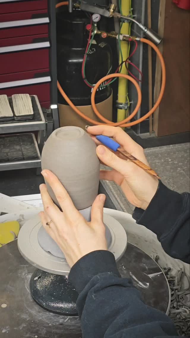 Working on my shinogi technique.
#diamondcoretools #carvingclay