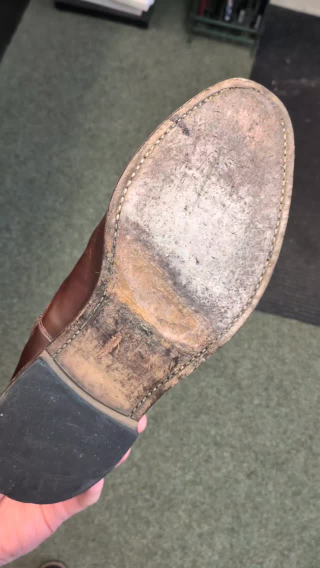 A pair of Loake Chelsea boots getting the Vibram treatment
Thought I'd try out some different sole protectors on these and I'm really happy with the results. Will add extra grip and durability without making the boot look too heavy.
✨✨ Also kiwi polish is back in stock ✨✨
#loakeshoes #shoerepair #kiwipolish #cobbler #vibram