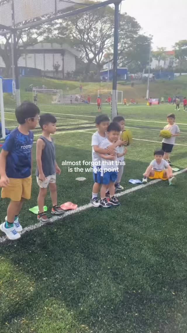 Tiny moments like these are easy to miss, but they matter more than we think✨
Their laughter, their persistence, their teamwork. This is where kids come to gain confidence and forge unforgettable bonds!
#infinitikids #multisports #multisportsacademy #activekids #sgkids