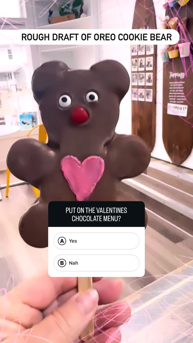 We testing out our Valentine chocolate menu. What do you think of this Oreo chocolate bear?
#ilovetastytoucan #madeinmaryland #valentinesday #chocolate #oreo