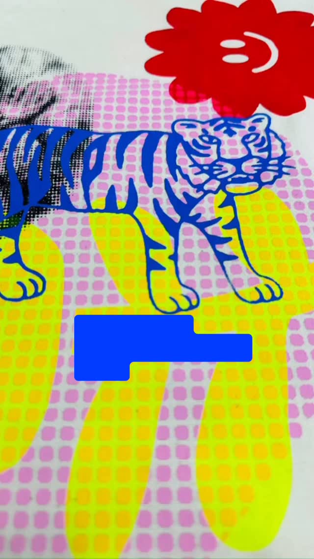 Töpfern hast du schon durch? ( nichts gegen Töpfern, töpfern ist grossartig) Aber hast du Lust auf etwas ganz anderes, etwas was es nicht an jeder Strassenecke gibt? Komm in einen meiner Kurse und entdecke Siebdruck. Macht süchtig, sagen meine KursteilnehmerInnen!