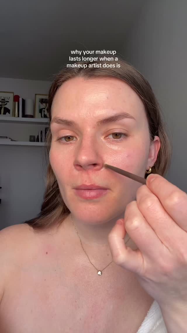 A little story from a recent 2-day wedding
I did the sister of the bride’s makeup on day one and she loved it.
Day two she sat back in my chair and told me she kept checking her makeup in the bathroom the night before. She almost couldn’t believe it still looked perfect because when she does her own makeup, she’s always re-applying blush or powder after a few hours. But this time, nothing moved.
Long-lasting bridal makeup isn’t heavier makeup.
It’s all about skin prep, thin layers and technique.
Makeup that looks like skin and lasts through the day.
If you’re a bride dreaming of natural, long-wear makeup, this is exactly how I work ✨
Let’s connect to chat about your wedding day 🤍
Or you can enquire directly through my website www.yanajacquemyn.com
•
•
•
•
Bridal makeup artist - makeup artist belgium - longlasting makeup - wedding makeup
#longlastingmakeup #bridalmakeupartist #makeupartistbelgium #naturalweddingmakeup #naturalbridalmakeup