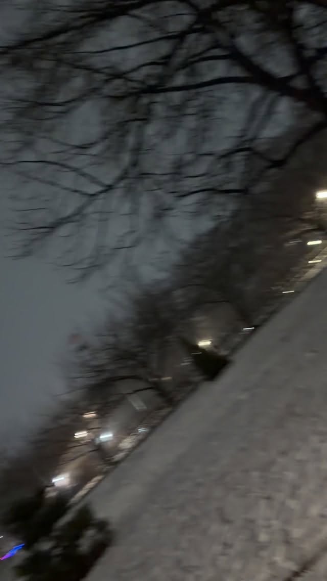 We out here still walking, showing up for workouts, dialing in nutrition and making progress happen.
You wanna join us?
DM me “SCLUB”