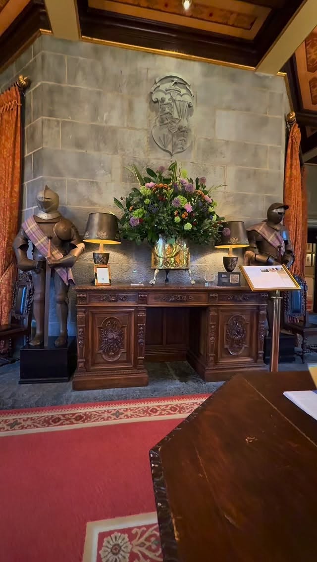 Embracing the magic of January at Dromoland Castle ✨
This week’s arrangements bring winter’s finest into these historic halls.
Whether brightening the dining rooms, welcoming guests in the lobby, or adorning tables for intimate gatherings, these blooms remind us that even in the depths of winter, beauty thrives 😊
#lawlessflowers #dromolandcastle #flowers #januaryflowers #instagramflowers