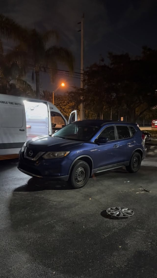 Four new tires mounted and balanced for this Nissan Rogue 🛞
Do you need new tires? DM us or send us a message at 786-802-2456!
#Mobilebusiness #tires #miami #business #shop