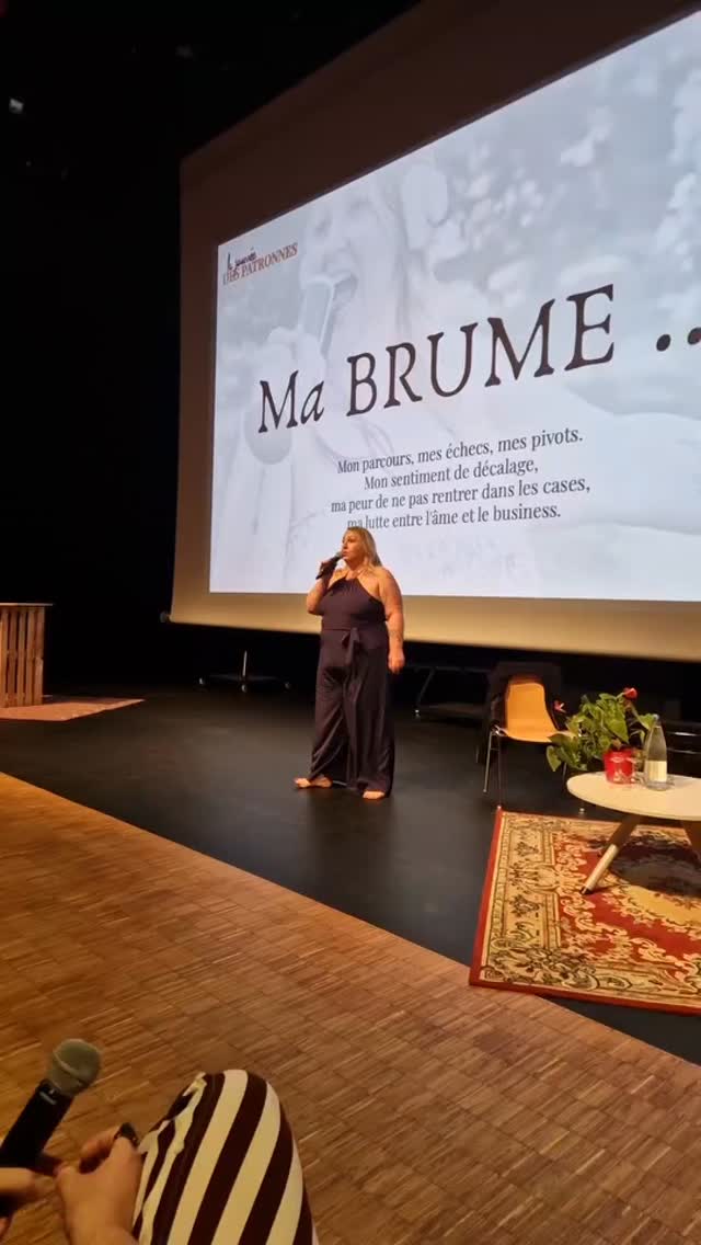 Il paraît qu'il faut mettre la dernière vidéo de son téléphone avec ce son pour créer le buzz 😅🤣
Encore une méthode "miracle" ! Tu y crois encore ?
Pour moi le miracle, c'est toi, ta singularité, ton unicité...
Tu es trop sensible, trop... Ou pas assez... Jamais à ta place... J'ai longtemps été comme toi avant de comprendre que j'étais neurodivergente ( rho le gros mot lol) et tu sais quoi, ce " problème" est aujourd'hui mon avantage concurrentiel déloyal 😱💪🤟
En ce moment je propose des audits de présence en ligne gratuit, le lien est en bio