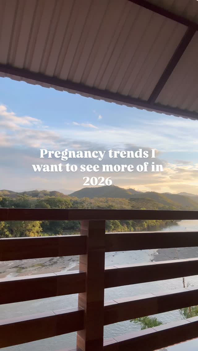 As a doula entering into the birth prep stage myself…..I thought I would share some trends that I personally think can make or break your birth experience. With 10 years of serving mothers under my belt and entering into my third birthing experience, these are a few of the top priorities I wish every mama knew ✨
Pregnancy trends I want to see more of in 2026 👇
✨ Meal prepping for the first trimester
Science shows how critical nutrition is during early pregnancy—this is when the placenta is forming and baby’s foundation is being laid. You’re likely exhausted, maybe nauseous, and nourishing yourself can feel like the hardest task. Getting ahead with nutrient-dense meals is one of the most loving things you can do for yourself (and future you will thank you later). Pro tip: do the same prep for postpartum but make everything eatable with one hand!
✨ Prioritizing bodywork + building a care team that believes in autonomous birth
Chiropractic care, craniosacral therapy, pelvic floor PT, prenatal yoga—whatever your body needs to prepare for carrying and birthing a baby. Our bodies were made for this, yes—but intentional care can make a powerful difference. It’s an investment, and that doesn’t mean it isn’t wise.
✨ Ditching fear-based pregnancy culture
Let’s educate moms and partners so they can show up informed, brave, and grounded. You only get one shot at each birth—advocating for yourself matters. That might look like hiring a doula, taking a childbirth education class (beyond the hospital basics), going down research rabbit holes, or joining a pregnancy support group with like-minded women.
✨ Understanding birth as physiology, not just procedure
Labor is driven by a complex hormonal system that influences progress, pain perception, bonding, and postpartum recovery. Supporting safety, autonomy, and informed decision-making helps the body work the way it’s designed to — often with ripple effects well beyond birth day.
Less fear.
More preparation.
More trust in the body—and in yourself.
If this resonates, you’re in the right place 🤍
Follow along for education, support, and real conversations about pregnancy, birth, and autonomy.