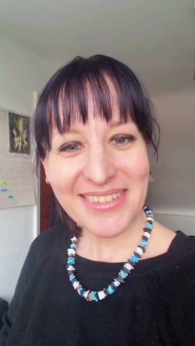 This lesson makes me the most sad, as you would think the people who care for us the most would be right by our sides through our endeavours and show up as our greatest supporters.
It is not that none of my friends and family are supporting me, just very few. 😔
And truly, the people who don’t even know me are slipping into my inbox, DMs and comment sections with the kindest, most empowering and encouraging messages I have ever received from anyone in my life.
In all honesty, if it were not for those strangers showing up for me in ways I never imagined, I would have given up long ago. It is their constant cheerleading that keeps me going. 🥰
The most surprising way strangers have shown up for me is not with their compliments, likes, or purchases, but through telling others about me/this press. Many of our subscribers are from recommendations, the majority of our website traffic is direct (meaning people are searching for this publication directly and not through another channel like social media), and dozens of submitters mention they heard about me/us through someone.
How astounding! 😃
.
.
.
#RedRoseThorns #Over40 #WordsOfWisdom #LifesLessons #MidlifeWisdom #supportartists