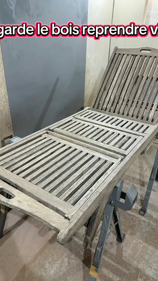 🌿 TRANSFORMATION INCROYABLE 🌿
Ce transat en teck était gris, fatigué, oublié par le temps…
👉 Quelques minutes d’aérogommage
👉 Une finition au saturateur environnement bois naturel
✨ Et le voilà comme neuf, prêt à reprendre le soleil ☀️
⚠️ Attends la fin… le avant / après est bluffant
Le bois parle de lui-même 🔥
Si toi aussi tu aimes voir le bois renaître,
👉 abonne-toi pour :
✔️ des avant/après satisfaisants
✔️ des rénovations bois spectaculaires
✔️ des techniques pro simples à comprendre
✔️ et beaucoup trop de teck remis à neuf 😏
💬 Tu aurais jeté ce transat… ou tenté la rénovation ?
📌 Abonne-toi, le prochain avant/après arrive très vite #aerogommage #renovation #bois #fyp