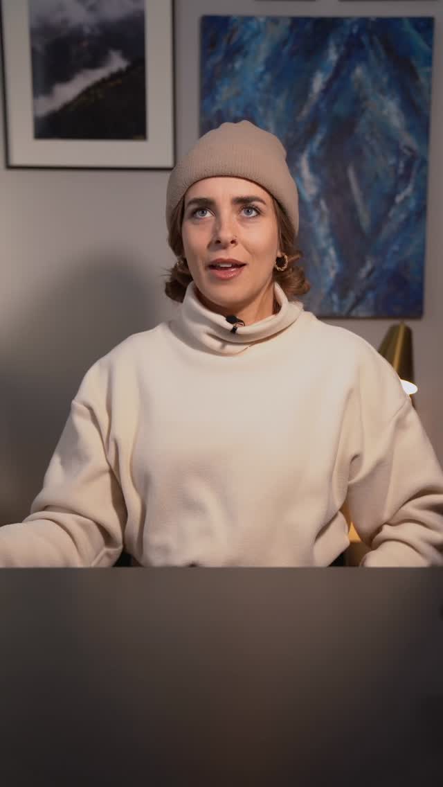 WINNER ANNOUNCED ON TUESDAY January 20th 🤌🏼
So if you haven’t already, ENTER by tapping the link in my bio! It’s easy!
You can increase the chances of winning by
✨ Following me @ellens_collection
✨ Share this Reel (or my last reel) to your Story + tag me
✨ Tag a friend below who would love it!
And if you already have one of these, or you aren’t someone who wants it. ENTER ANYWAYS! Because, this makes an amazing gift to someone you love! Sharing and caring & sitting out on free opportunities like this are just silly!
Good Luck!
#giveaway #calendar #winthis