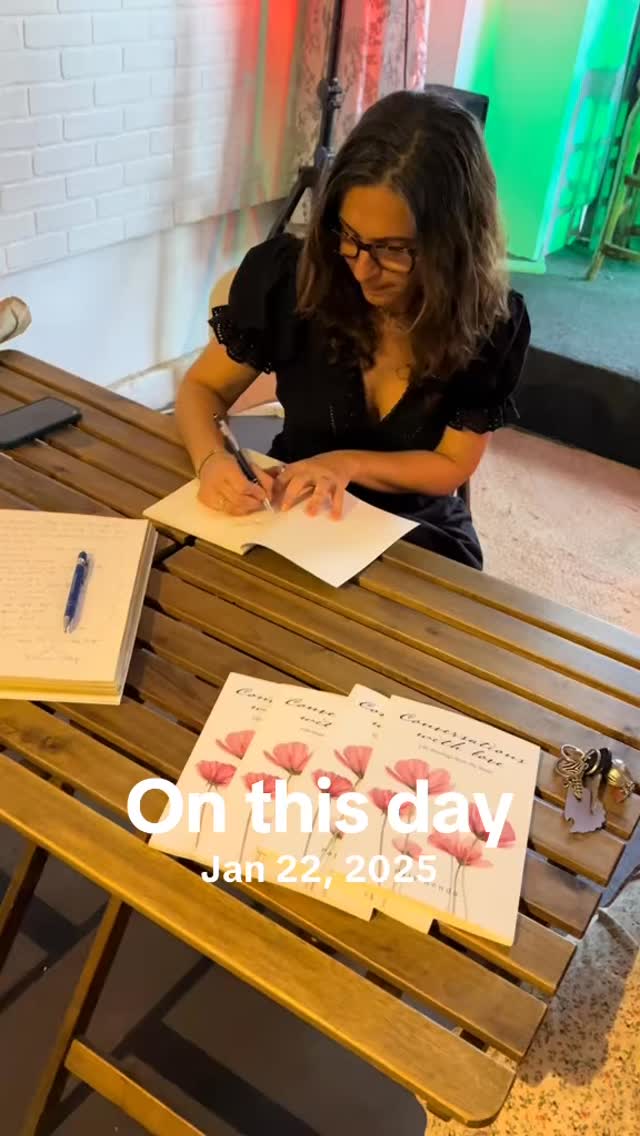 Wow it’s been a year since my book release gathering at Zen Mystery! I am so grateful for this journey! Conversations with love is a reminder of how love permeated everything and I hope it inspires love wherever it goes 💕
#gratitude #books #writer #lifeisanadventure #yogateacher