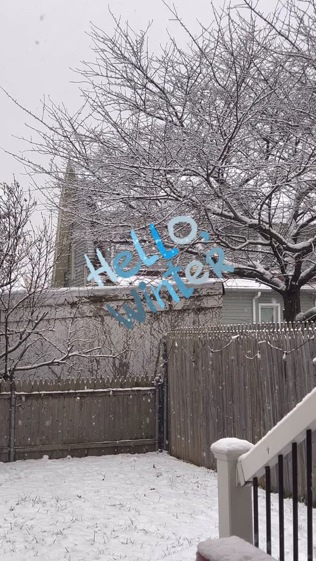 Snow or shine, we show up. ❄️🚗
Head lice don’t wait for perfect weather — and neither do we. From emergency calls to full treatments, our team is committed to being there for families when they need us most, even on snowy days. Peace of mind has no weather limit.