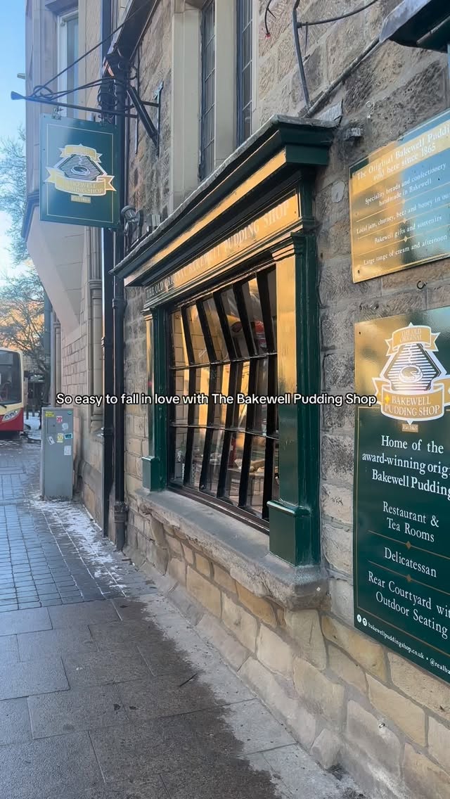 If you’re visiting the Peak District, we’re a must 🤩
𝐃𝐈𝐃 𝐘𝐎𝐔 𝐊𝐍𝐎𝐖? 🧐
The Old Original Bakewell Pudding Shop has been a beloved landmark since 1860. From this very building, the famous Bakewell Pudding has been baked and sold for over 160 years.
Not planning a trip to Bakewell just yet?
You can still enjoy a taste of tradition — our online shop is currently offering 2 for 1 on Original Puddings and Tarts until the end of January 🤍
Everyone needs a little Bakewell in their life.
👉 Link in our bio!
#BakewellPudding #PeakDistrict #BritishHeritage #HistoricBakes #VisitBakewell