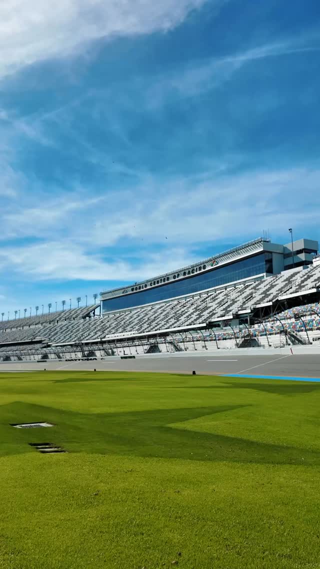@daytona race week! 💨
#bakeracing #imsa #audisport @teamltd @liquimoly.usa.canada @a2z_automobiles @sabeltamerica @advancedsimracing @mltmotorsports #graphicletteringservices