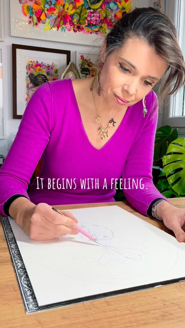 🇬🇧 One year ago, almost to the day, I was adding the final details to this ex-voto with inseparable birds.
At the time, it was just a quiet moment in my studio — brushes, pigments, and a feeling that this piece carried something special.
Since then, these birds have traveled far beyond me. Their art prints now live in Canada and Australia, carrying with them vivid colors, golden symbols, and a joyful, optimistic vision of the world.
If these colors, these exotic flowers, these imaginary birds and luminous feminine figures resonate with you… you might already be part of the creative tribe I’m quietly looking for. Those who value beauty, emotion, and a generous way of seeing the world.
—
🇫🇷 Il y a un an jour pour jour, je posais les derniers détails de cet ex-voto aux inséparables.
À ce moment-là, c’était un instant suspendu dans l’atelier — des pinceaux, des pigments, et l’intuition que cette œuvre portait quelque chose de précieux.
Depuis, ces oiseaux ont voyagé bien plus loin que moi. Leurs tirages d’art vivent aujourd’hui au Canada et en Australie, emportant avec eux des couleurs vibrantes, des symboles dorés et une vision joyeuse et lumineuse du monde.
Si ces couleurs, ces fleurs exotiques et imaginaires, ces oiseaux et ces portraits féminins résonnent en vous… alors peut-être faites-vous déjà partie de cette creative tribe que je cherche à rassembler : des personnes sensibles au beau, à l’émotion et à une énergie positive.
#CreativeTribe #ContemporaryWatercolor #artcollectors